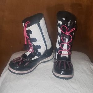 ~ Totes Girls Kylie Black Boots Sz. 13